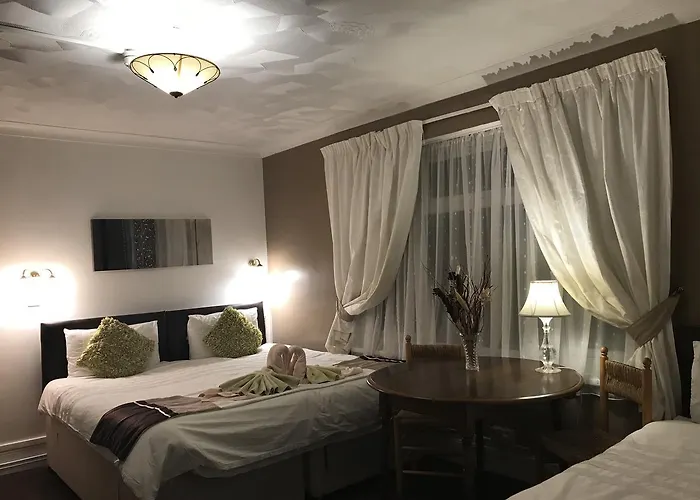 Acorn Lodge Guest House - Free Parking